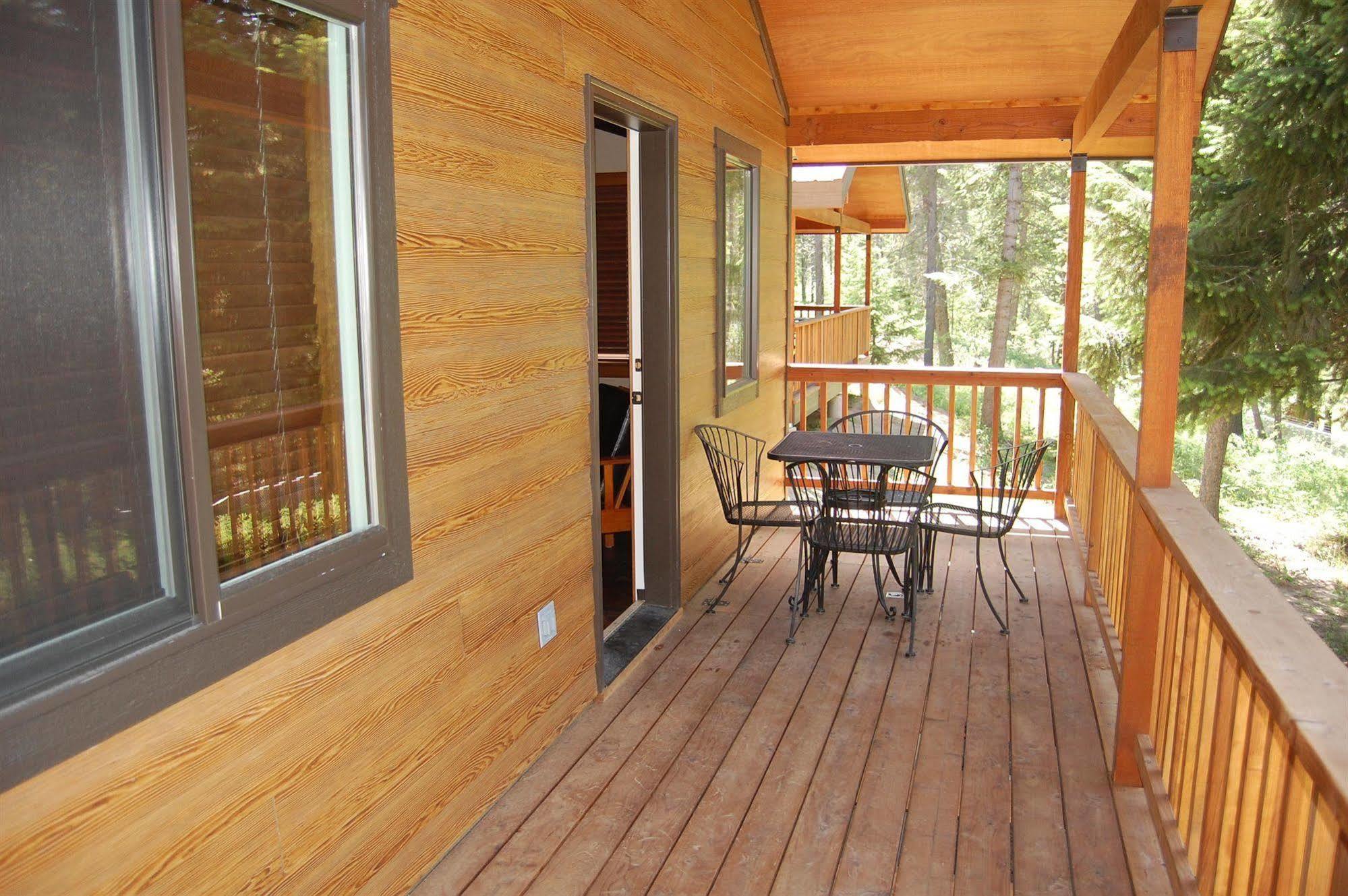 Historic Tamarack Lodge Hungry Horse Εξωτερικό φωτογραφία